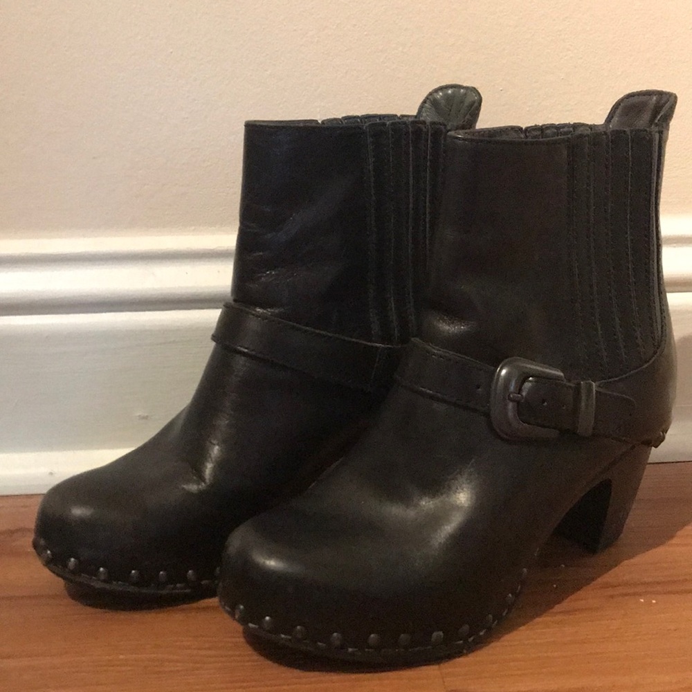 Leather dando ankle boots